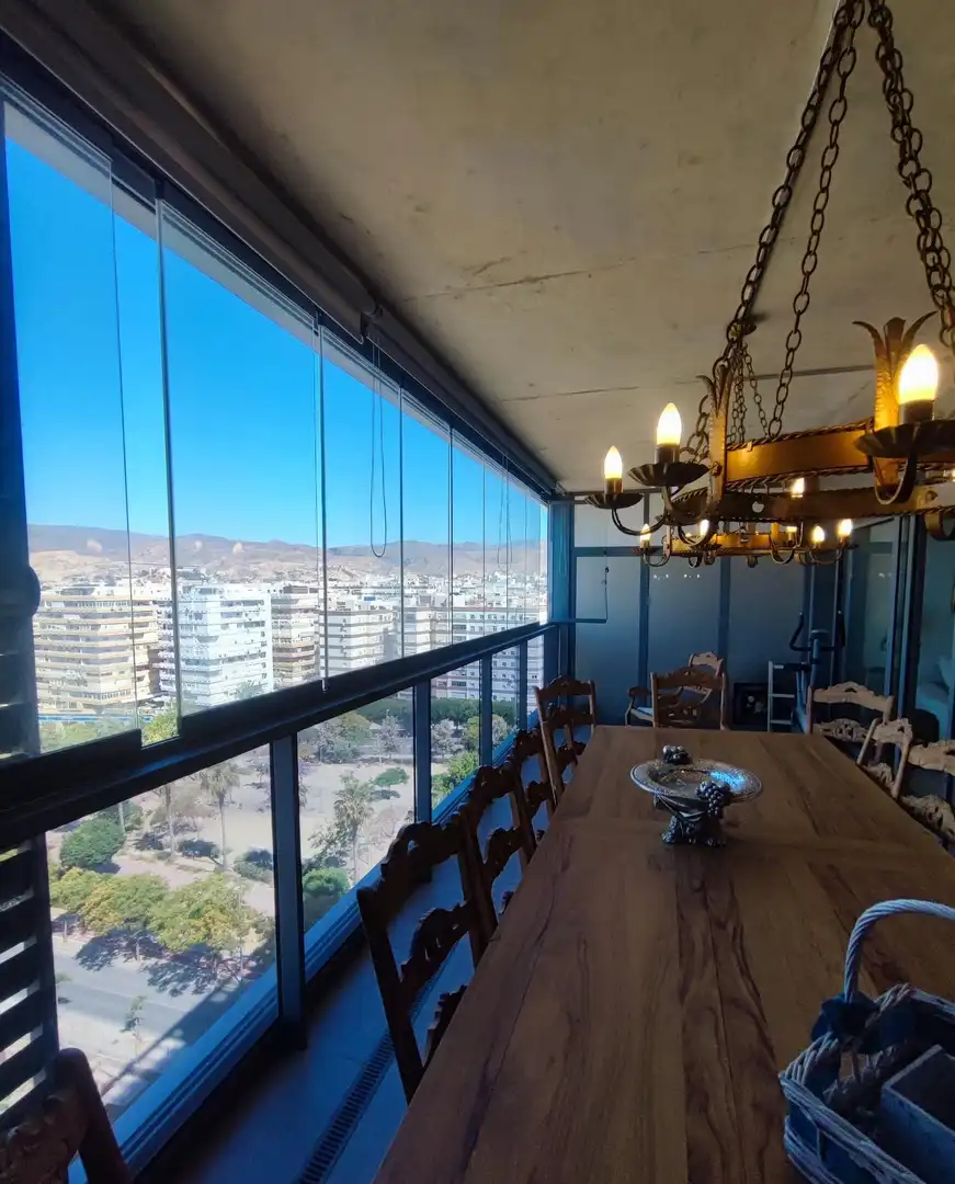 Terraza de Piso de alquiler en Almería con Aire acondicionado, Calefacción y Jardín privado