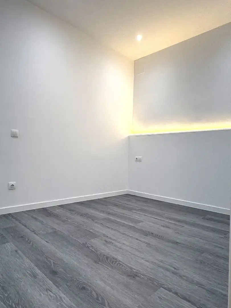 Flat for sale in Sant Boi de Llobregat  with Air Conditioner, Heating and Parquet flooring