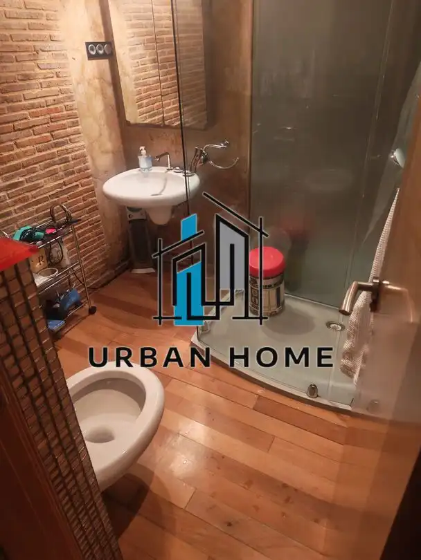 Bathroom of Flat for sale in León Capital   with Heating and Terrace