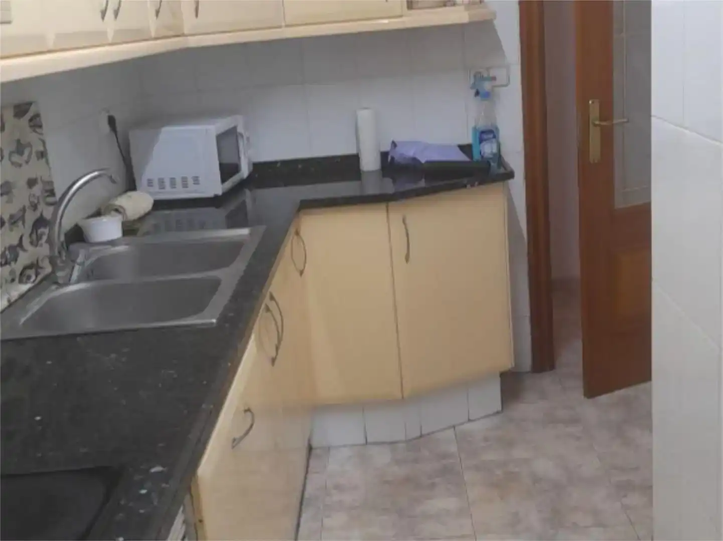Cuina de Pis en venda en Manresa amb Aire condicionat i Balcó