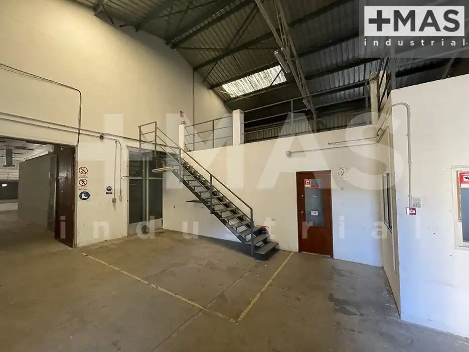 Industrial building to rent in Fuente del Jarro, imagen 6