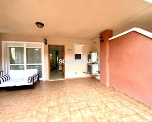 Vista exterior de Casa o xalet de lloguer en Orihuela amb Aire condicionat, Terrassa i Balcó