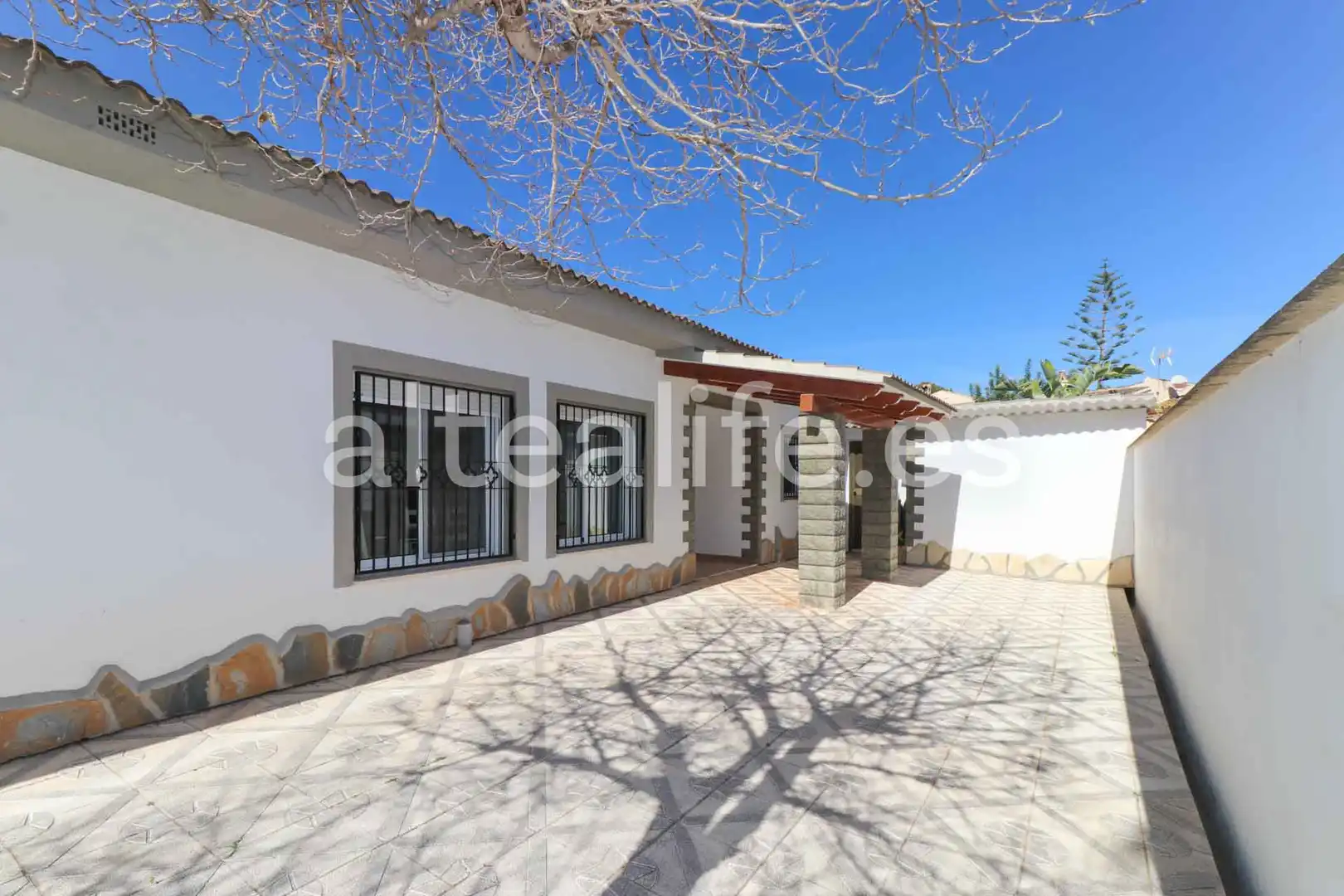 Casa o xalet de lloguer a Calle Londres, El Tossal - Bello Horizonte