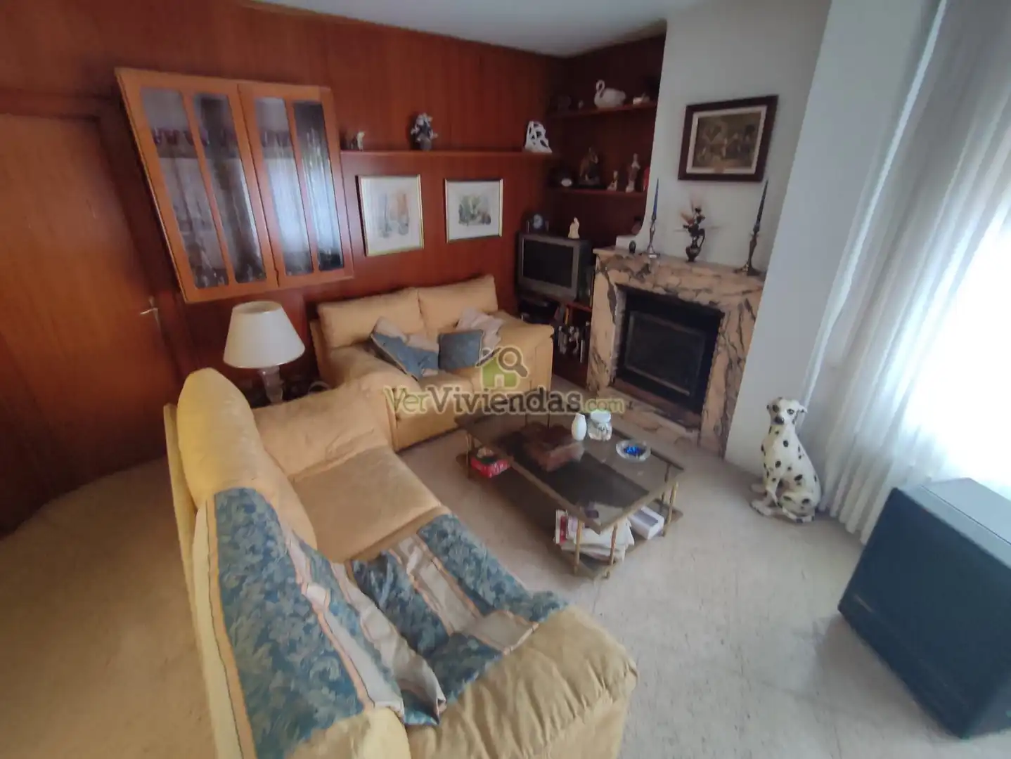 Sala de estar de Casa o chalet en venta en Vallirana con Jardín privado, Terraza y Horno