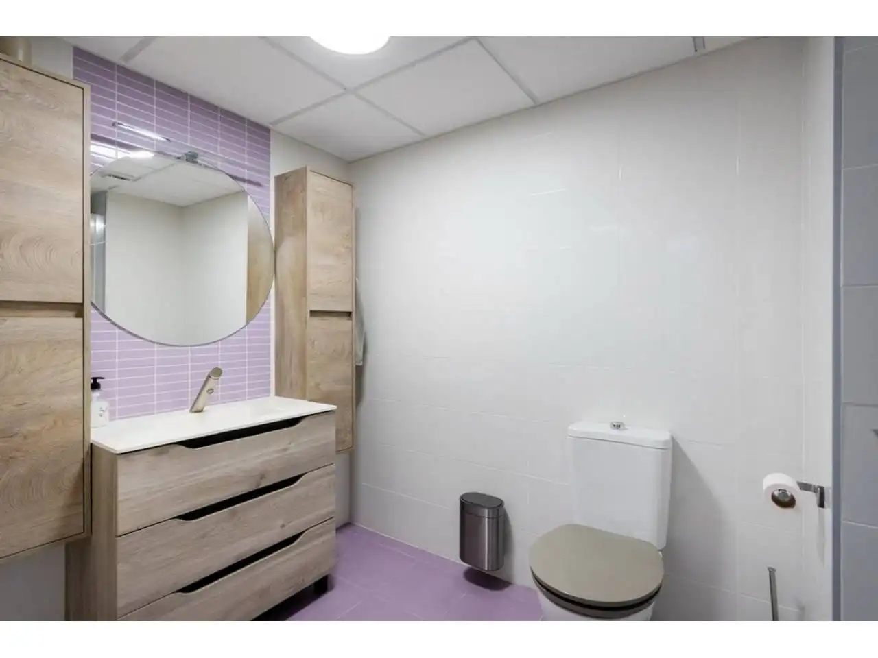 Bathroom of Attic for sale in Salobreña  with Air Conditioner, Terrace and Storage room