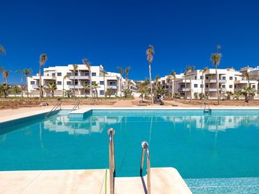 Appartement compact avec piscine à vendre à Calle Marqués de Valle-Niza