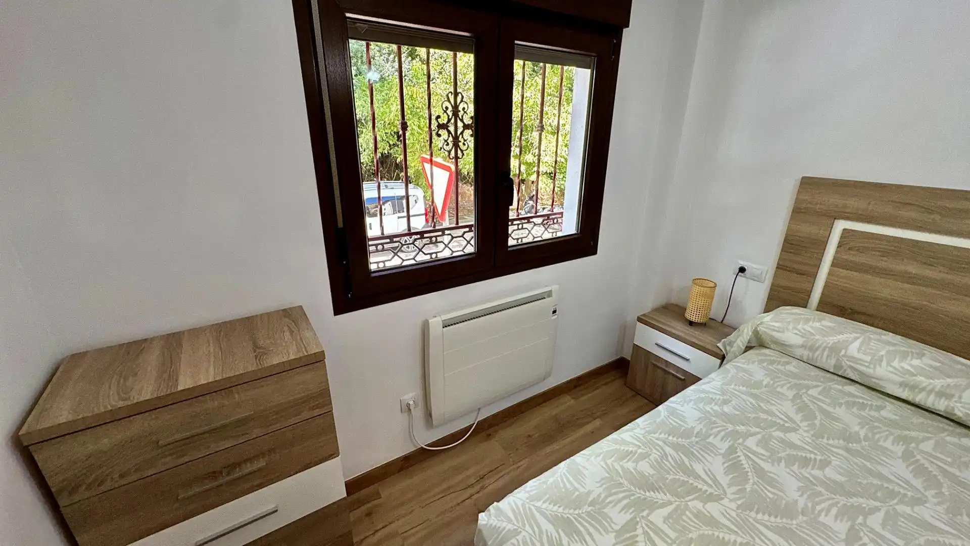 Bedroom of Flat for rent in Pinos Genil  with Air Conditioner, Heating and Furnished