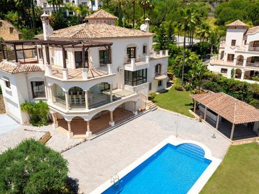 Detached house with balcony for sale in Urbanizacion Torre Esteril 100