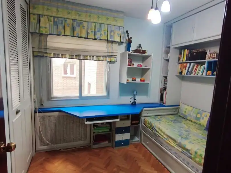 Habitación de Piso en venta en  Madrid Capital con Aire acondicionado y Balcón