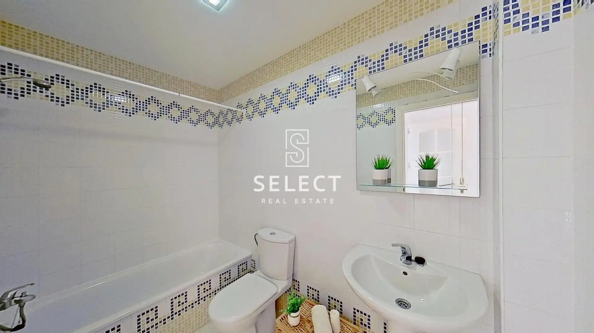 Apartament amb terrassa en venda a MARINA DEL ESTE, imagen 19