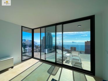 Apartment mit Pool zum Verkauf in Playa de Poniente