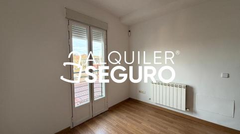 Photo 2 of Flat to rent in Juan Portas, Palomeras Bajas, Madrid