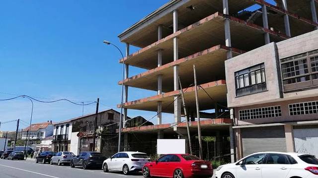 Edificio en Venta en Estrada de Castela en Piñeiros- Freixeiro