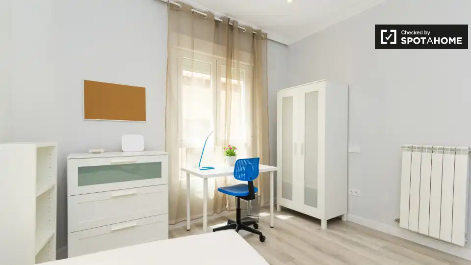 Habitación en Universidad - Malasaña
