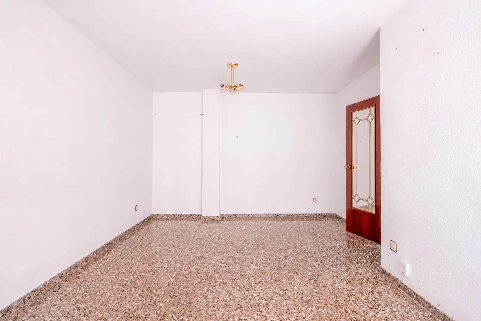 Wohnzimmer von Wohnung zum Verkauf in Zaragoza mit Klimaanlage, Heizung und Terrasse