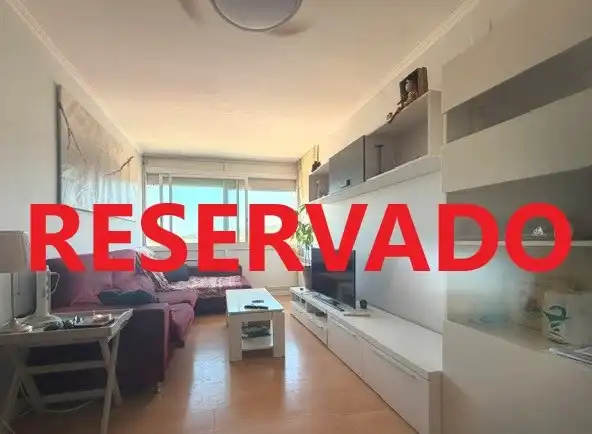 Sala de estar de Piso en venta en Sant Feliu de Llobregat con Calefacción y Parquet