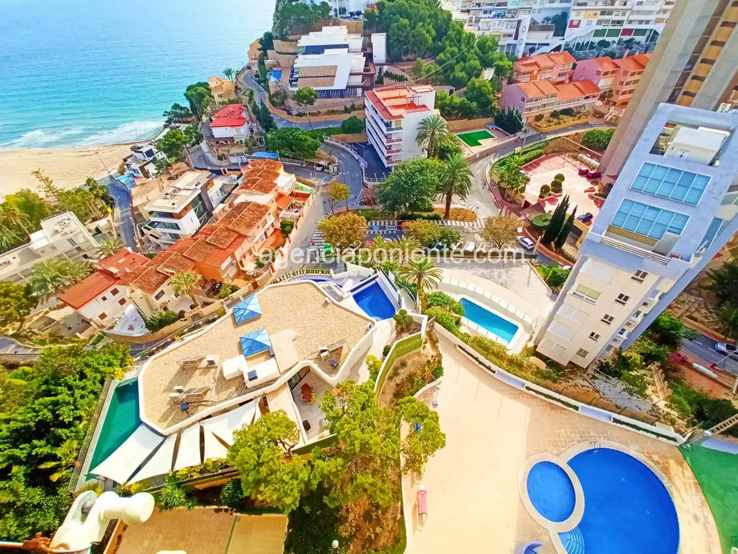 Vista exterior de Apartamento de alquiler en Finestrat con Aire acondicionado, Terraza y Amueblado