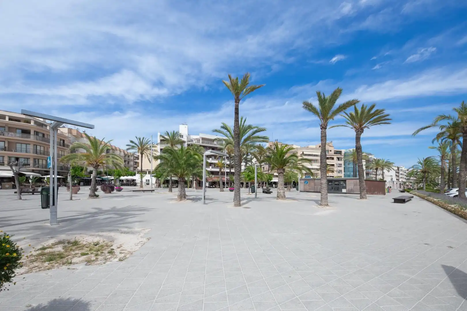 Vista exterior de Piso en venta en Alcúdia con Calefacción, Terraza y Amueblado