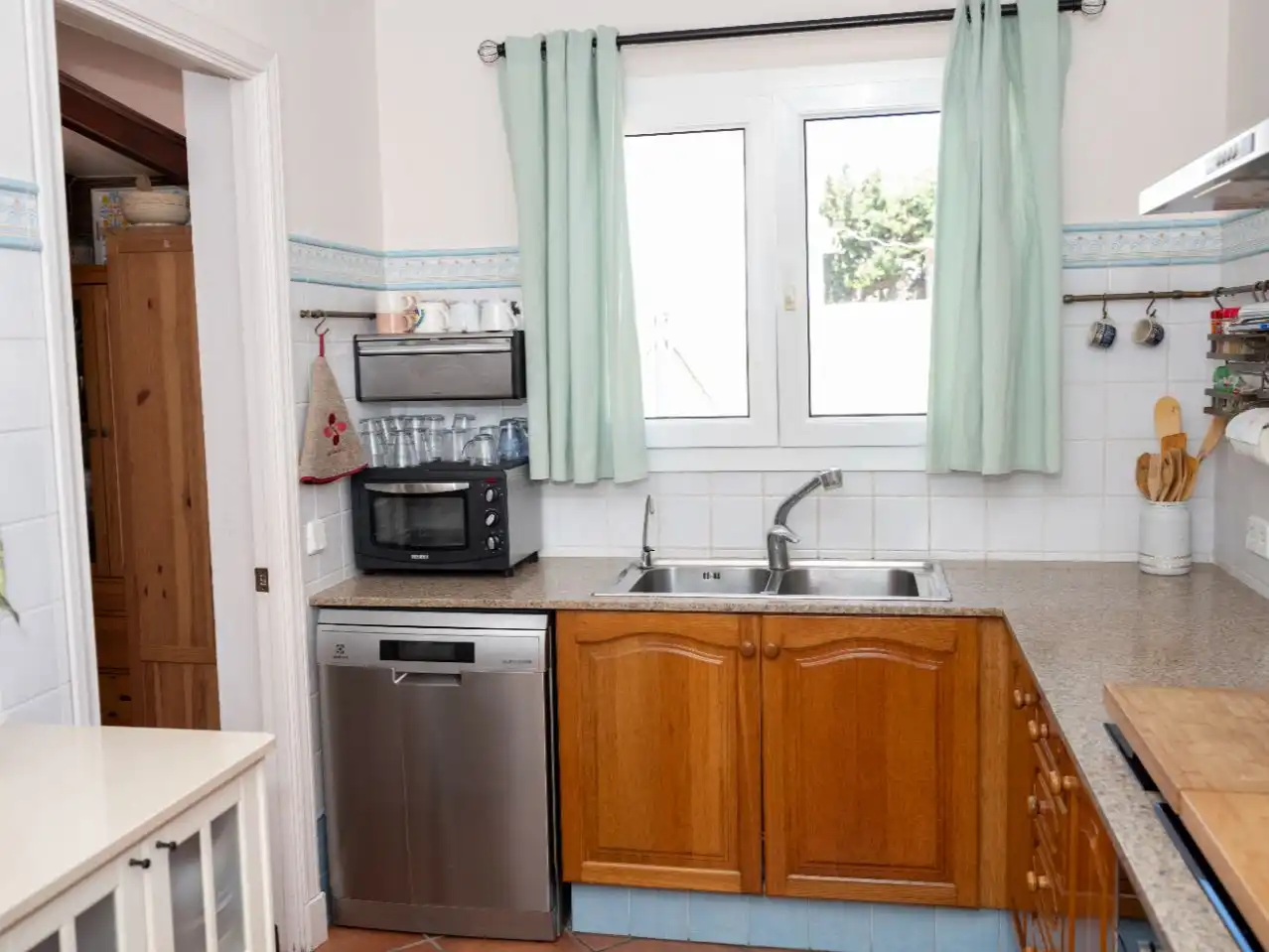 Cocina de Casa o chalet en venta en Sant Lluís con Aire acondicionado, Terraza y Piscina