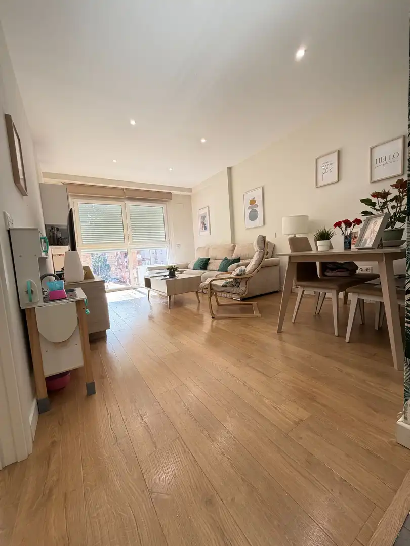 Living room of Flat for sale in Málaga  with Air Conditioner, Heating and Storage room