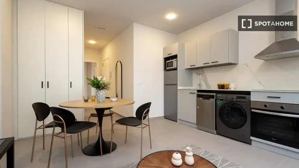 Flat with terrace to rent in L'Olivereta