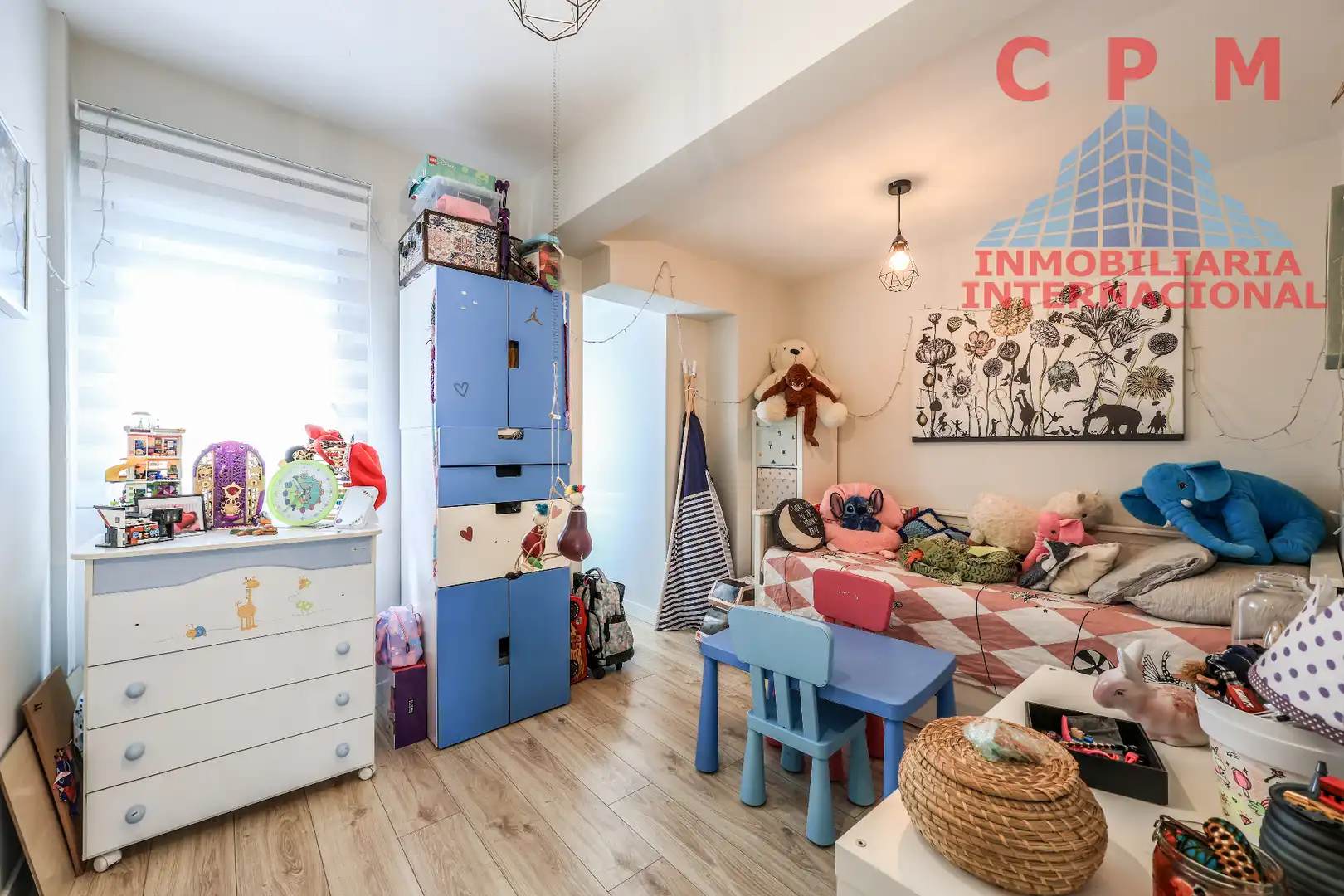 Bedroom of Flat for rent in Madrid  with Air Conditioner, Heating and Parquet flooring