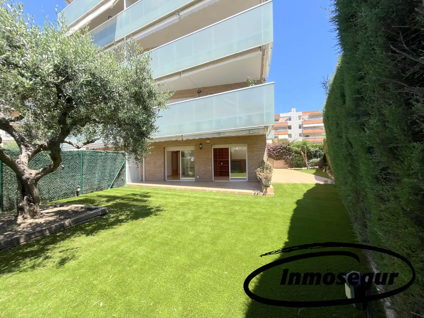 Vista exterior de Pis en venda en Salou amb Calefacció, Jardí privat i Terrassa
