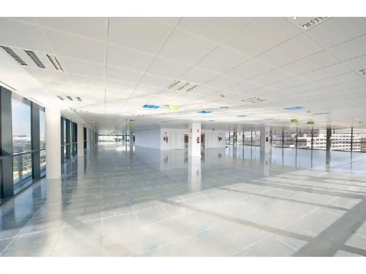 Office for rent in Madrid  with Alarm