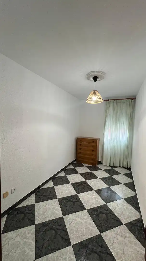 Habitación de Piso en venta en Cádiz