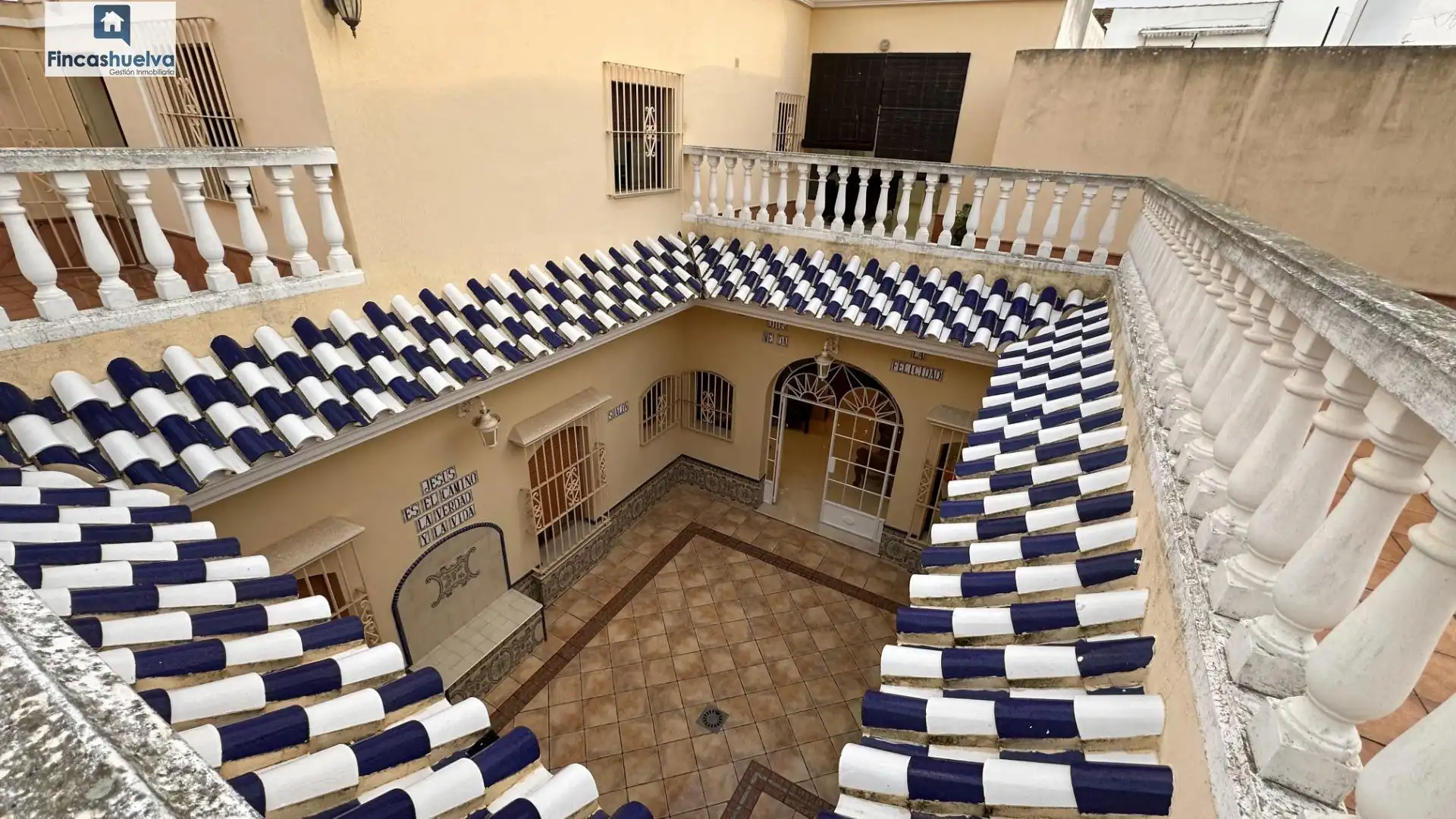 Houses for sale in Moguer  with Private garden, Terrace and Storage room