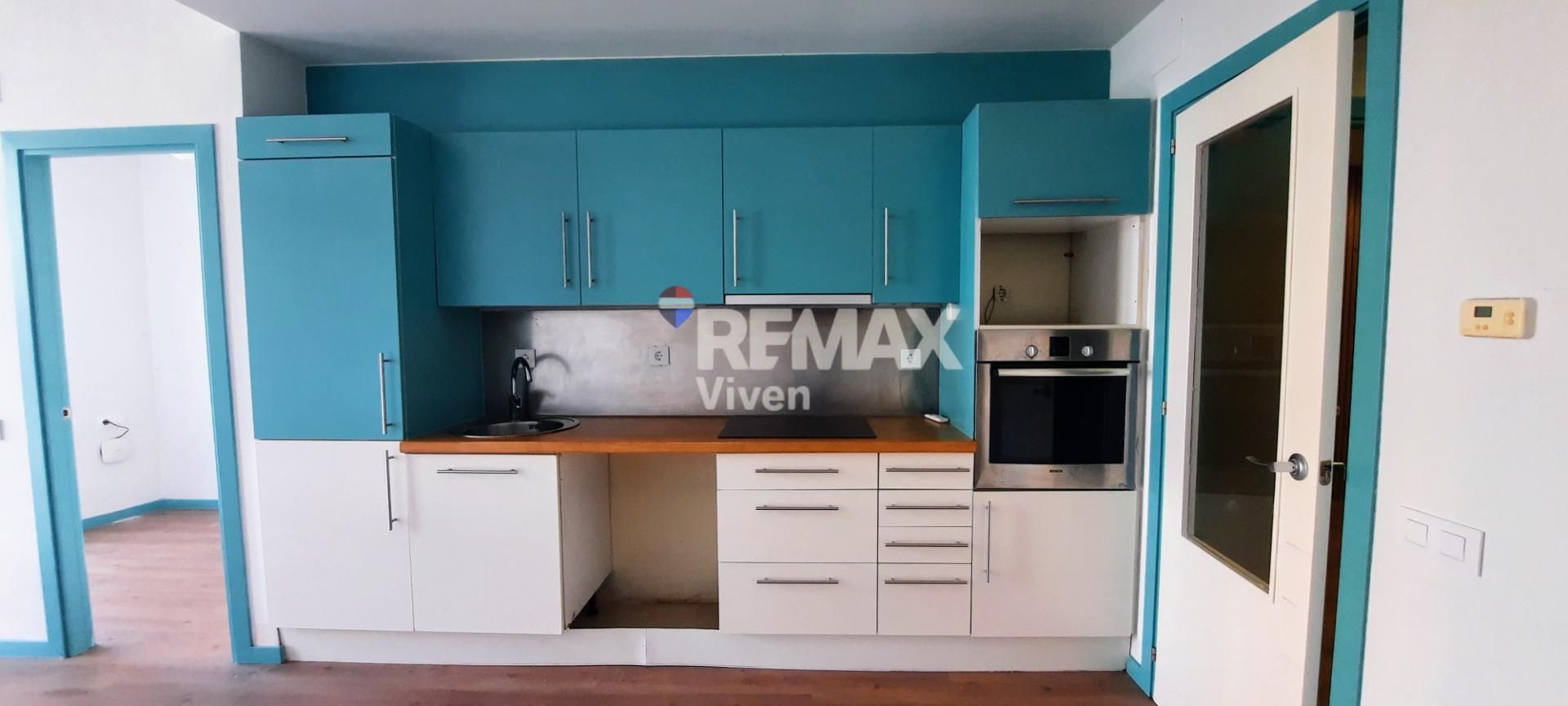 Cocina de Piso en venta en Vilanova i la Geltrú con Parquet y Alarma