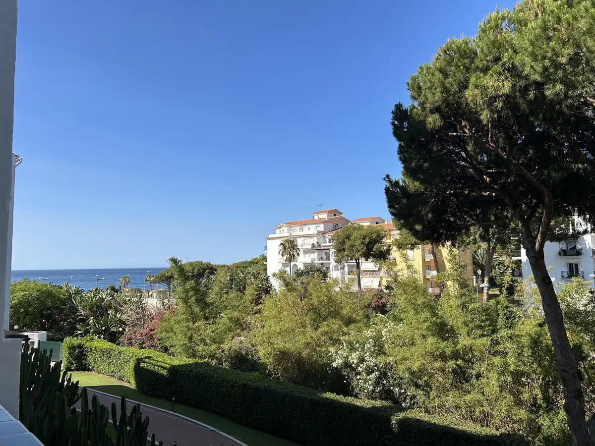 Garten von Wohnung zum Verkauf in Marbella mit Klimaanlage, Terrasse und Möbliert