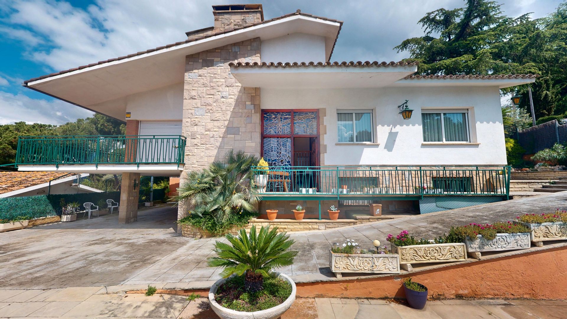Exterior view of House or chalet for sale in La Garriga  with Air Conditioner, Heating and Private garden