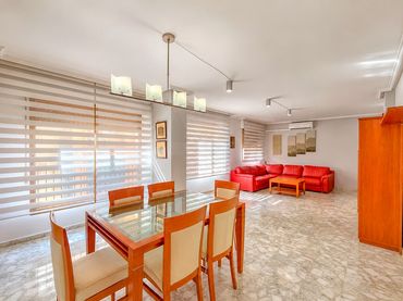 Piso con ascensor en venta en Calle Garbinet 27