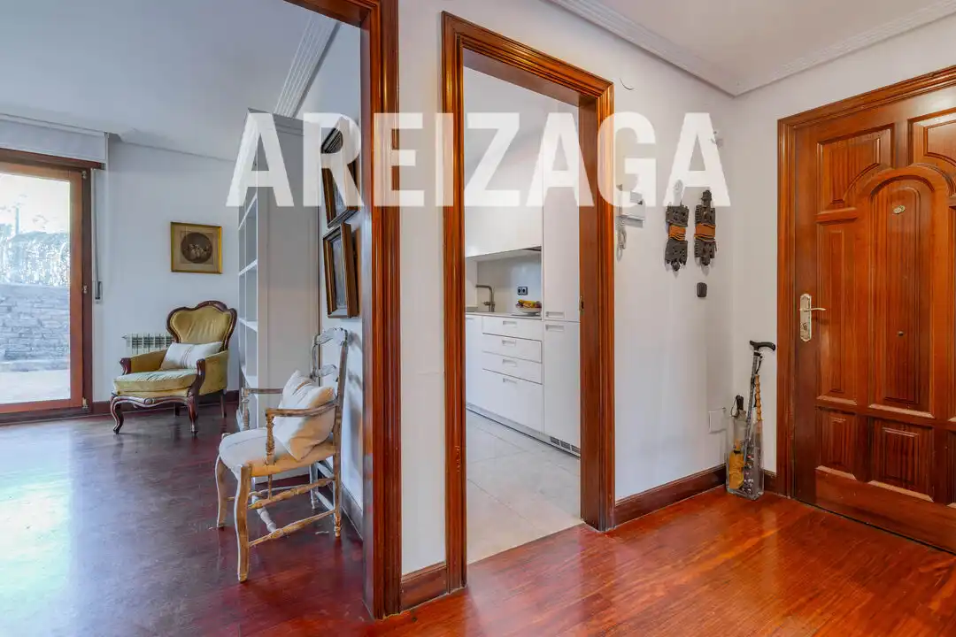 Flat for sale in Donostia - San Sebastián   with Heating, Private garden and Terrace