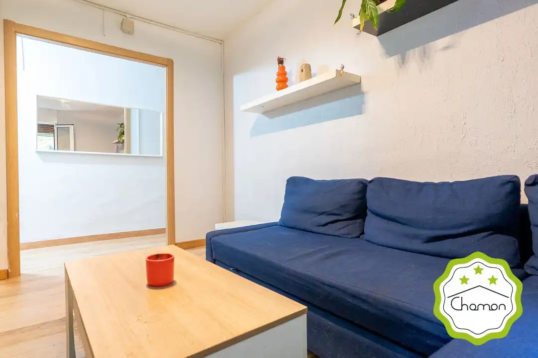 Living room of Flat for sale in Bilbao   with Private garden and Storage room