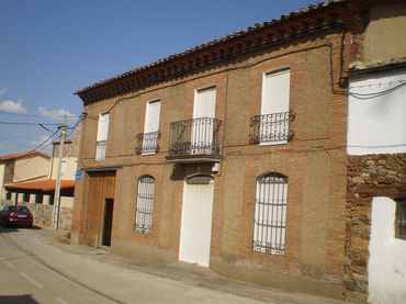 Casa en venda a Perilla de Castro