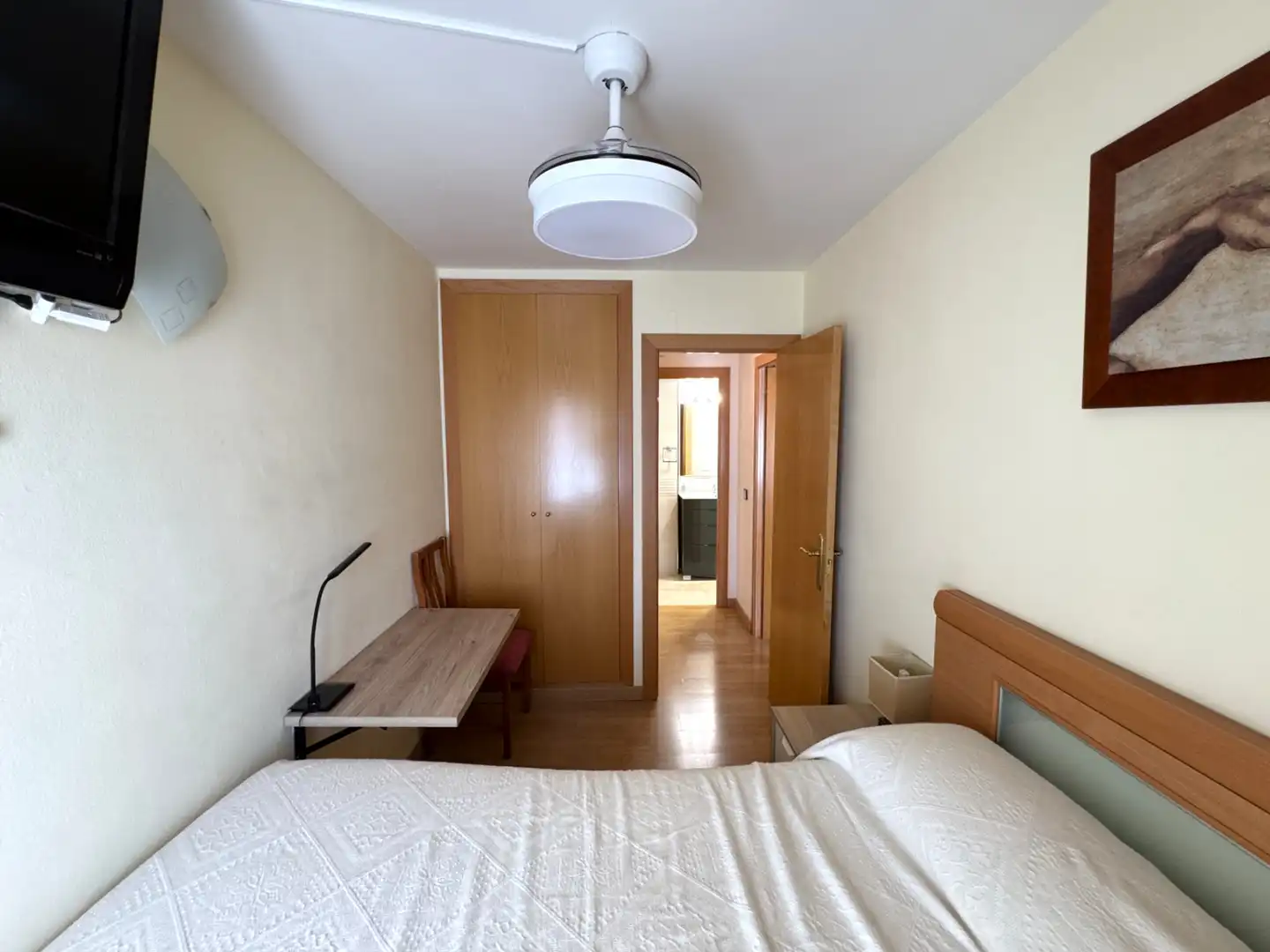 Dormitori de Pis en venda en Santa Susanna amb Aire condicionat, Jardí privat i Parquet