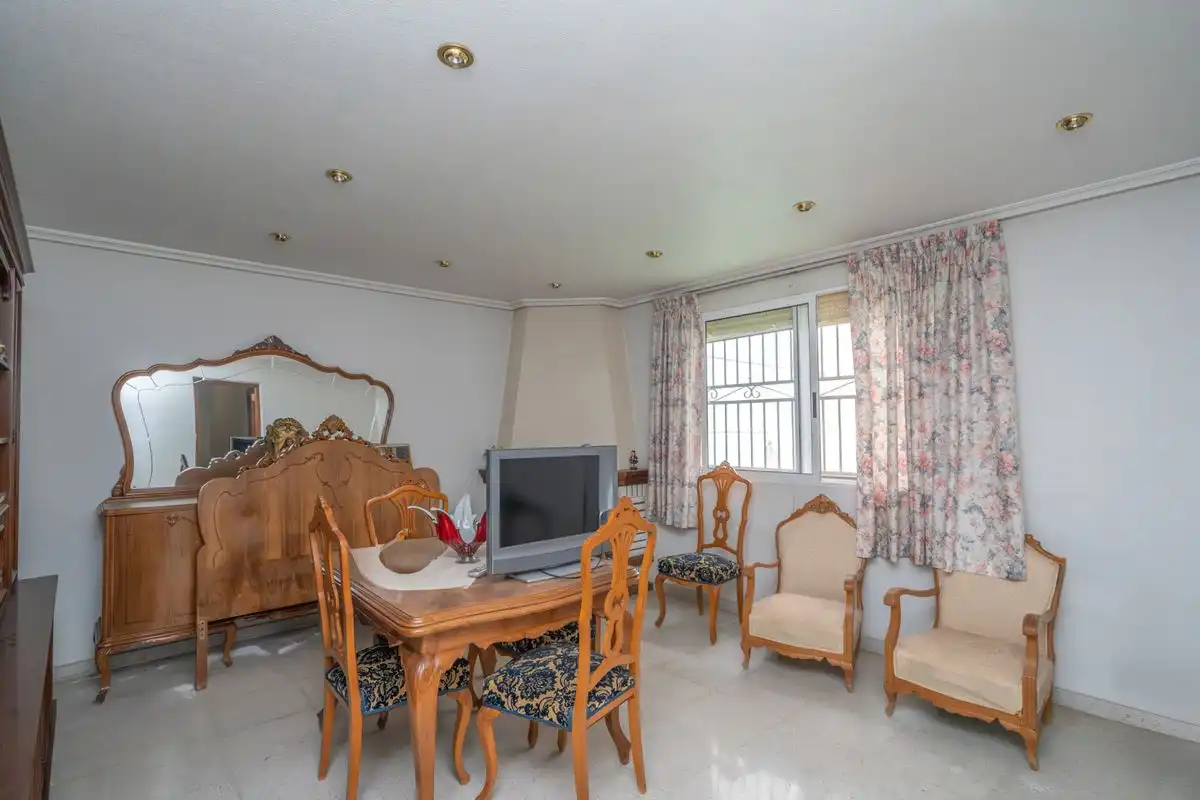 Maison mitoyenne avec terrasse à vendre à Av. País Valenciano