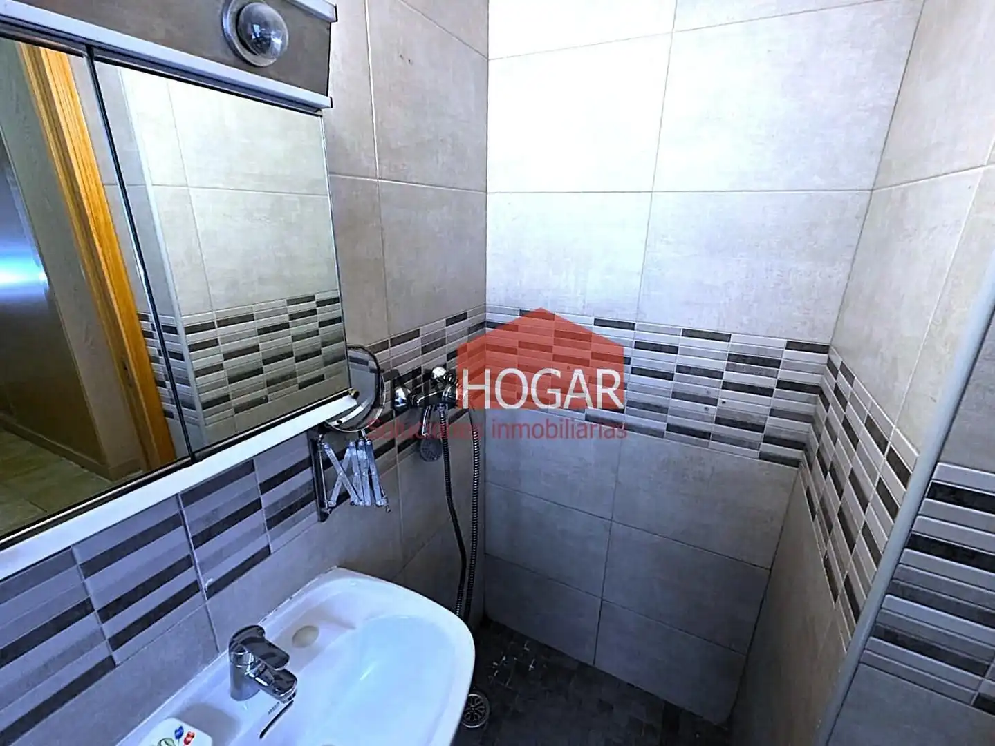 Baño de Piso en venta en El Barraco  con Terraza, Amueblado y Balcón