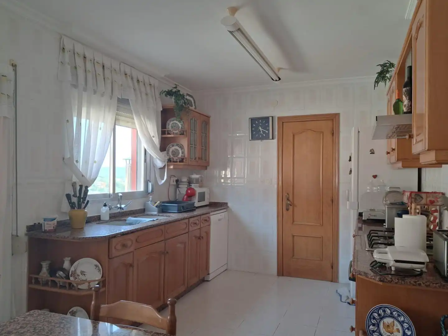 Cocina de Casa adosada en venta en Requena, Valencia