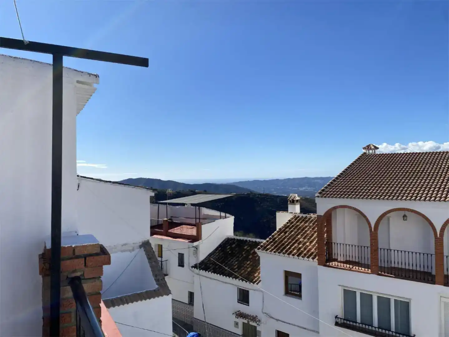 Vista exterior de Casa adosada en venda en Canillas de Aceituno
