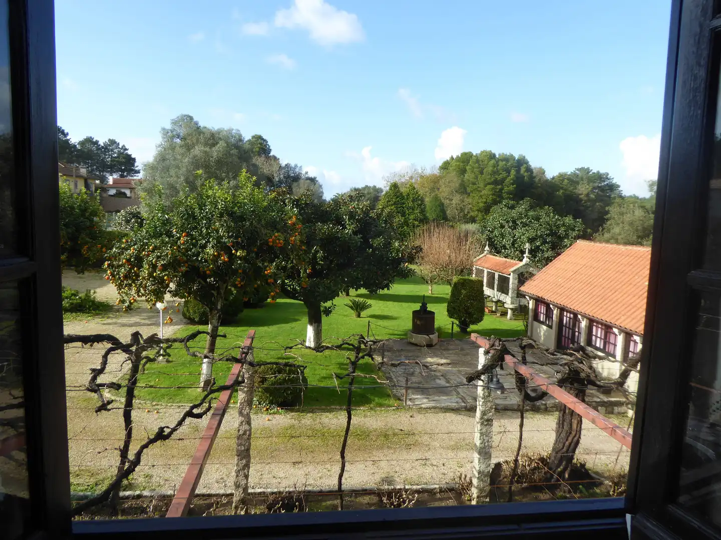 Garten von Country house zum Verkauf in Tui mit Klimaanlage, Heizung und Privatgarten
