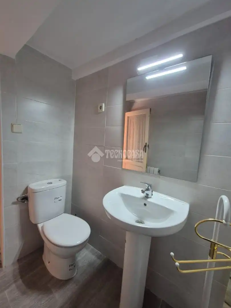 Baño de Finca rústica en venta en Estriégana con Calefacción