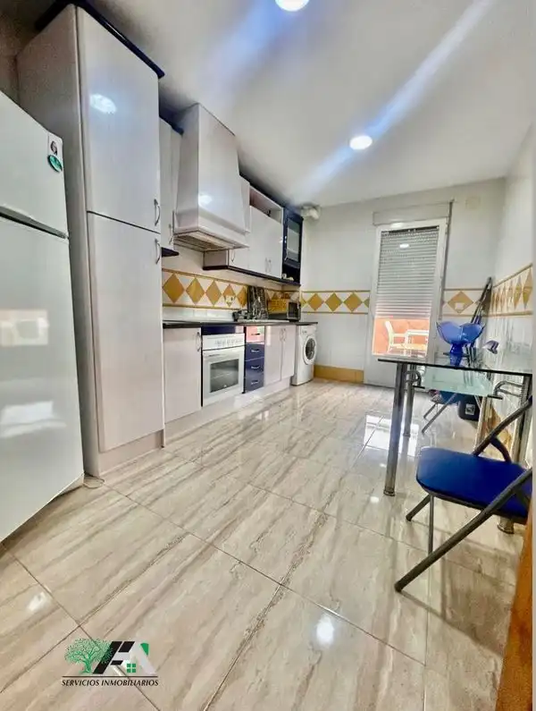 Flat with lift to rent in Calle el Valle, imagen 4