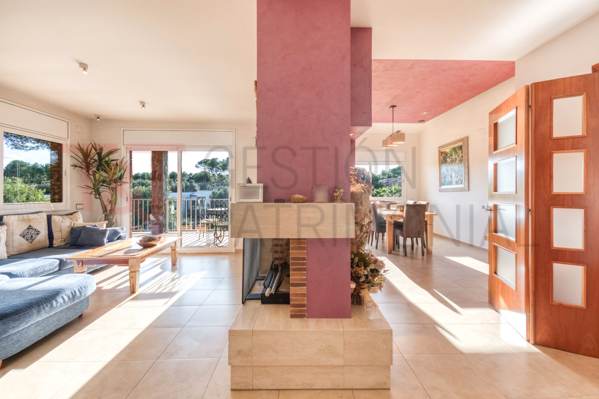 Sala d'estar de Casa o xalet en venda en Sabadell amb Aire condicionat, Calefacció i Jardí privat