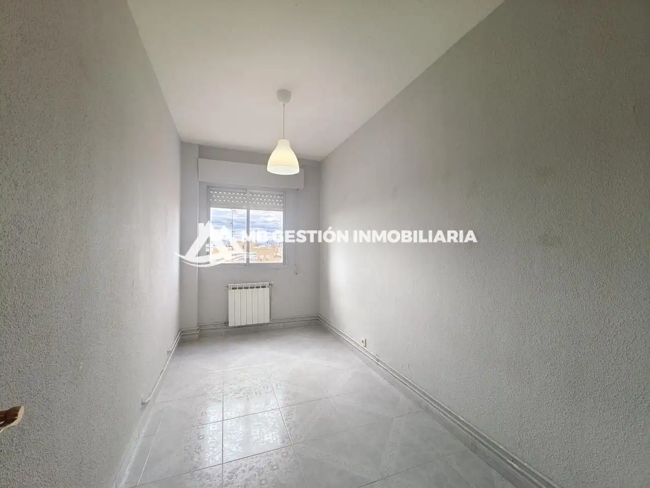 Dormitori de Pis en venda en Móstoles amb Calefacció, Terrassa i Traster