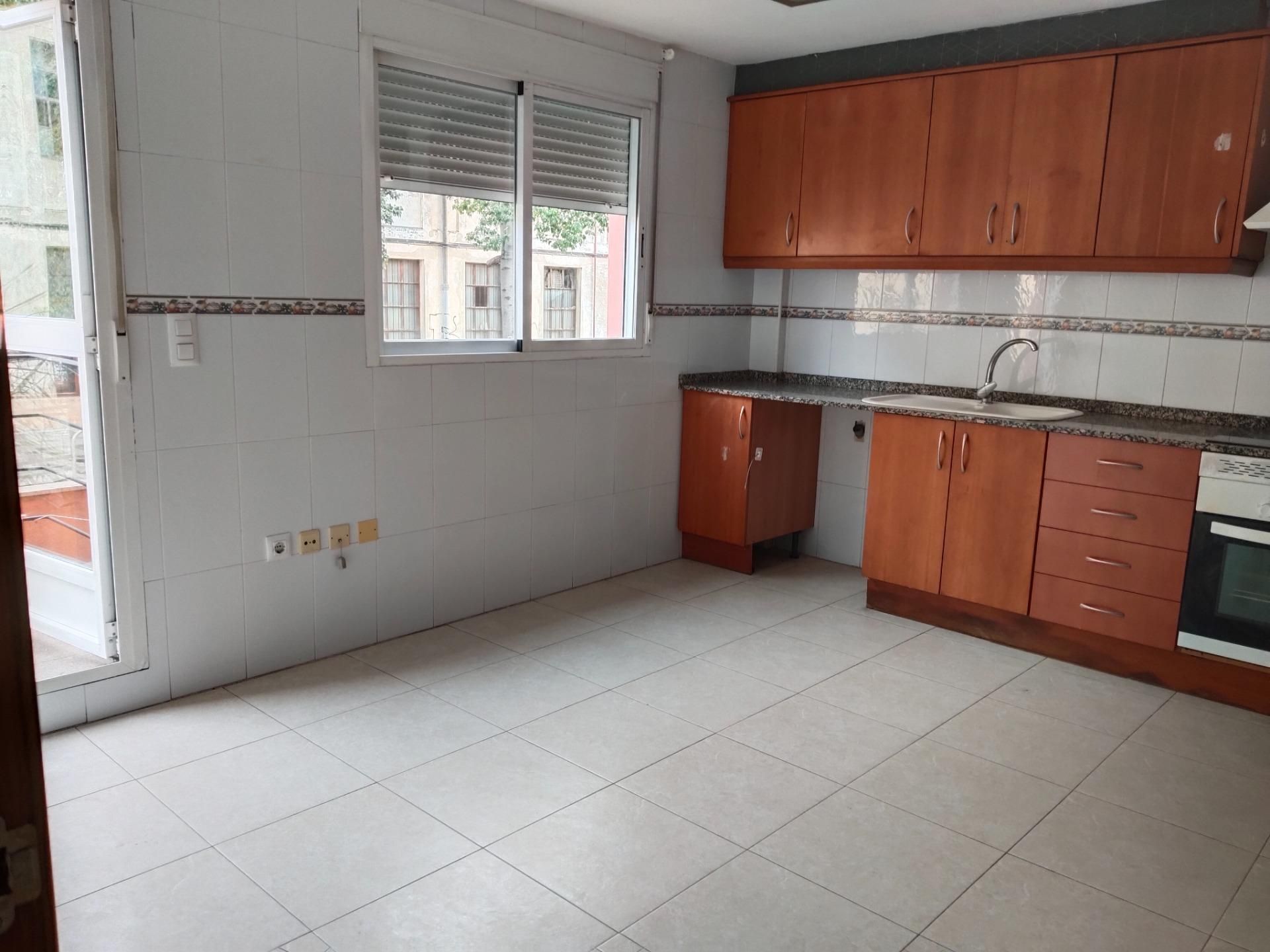 Cuina de Casa o xalet en venda en Almoines amb Aire condicionat, Jardí privat i Terrassa