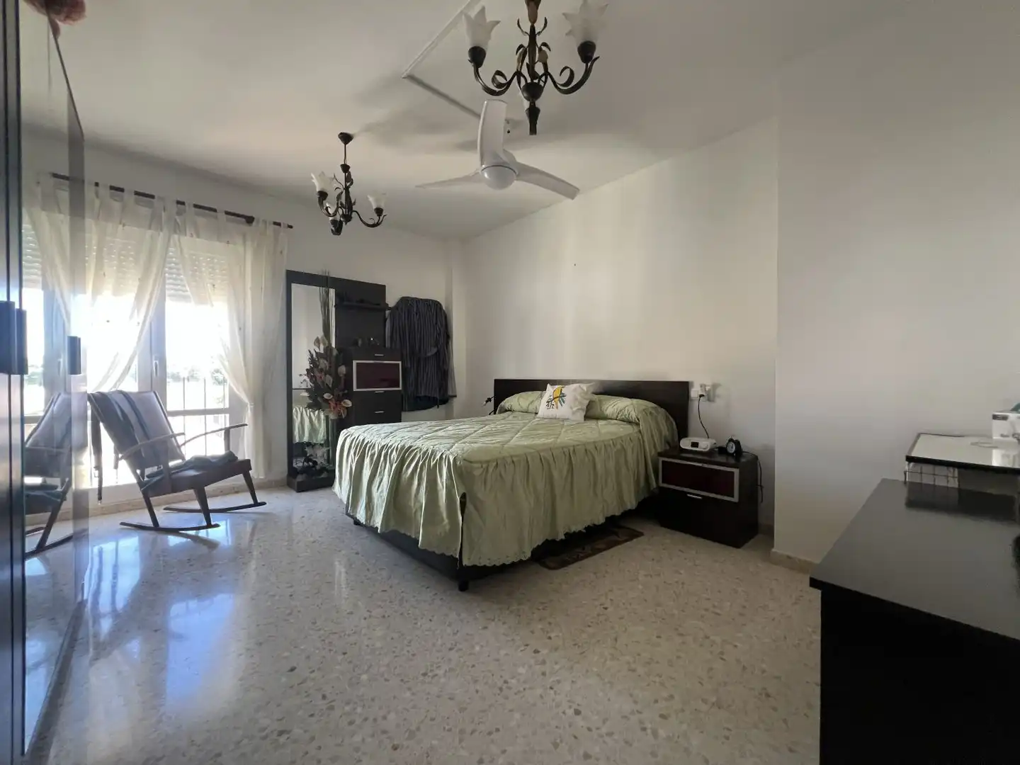 Dormitori de Casa o xalet en venda en San Nicolás del Puerto amb Traster