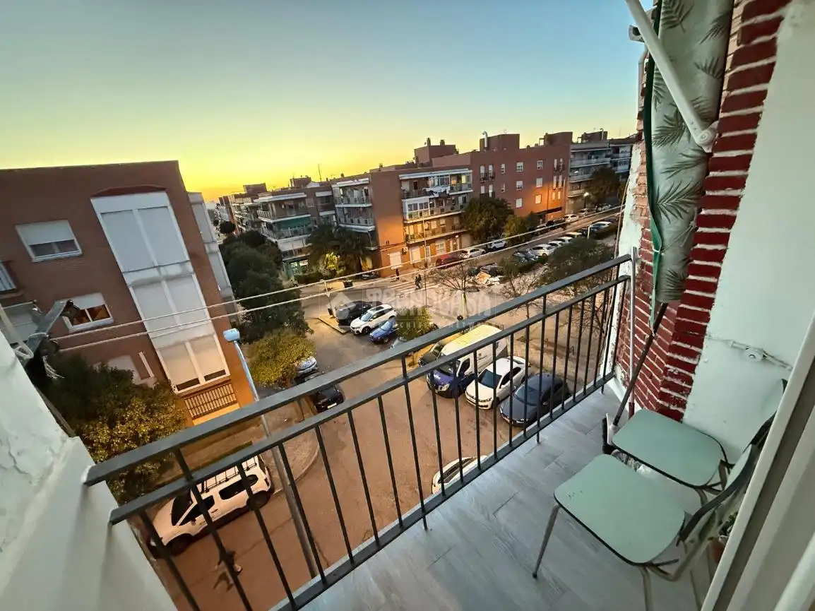 Vista exterior de Piso en venta en Madrid con Aire acondicionado